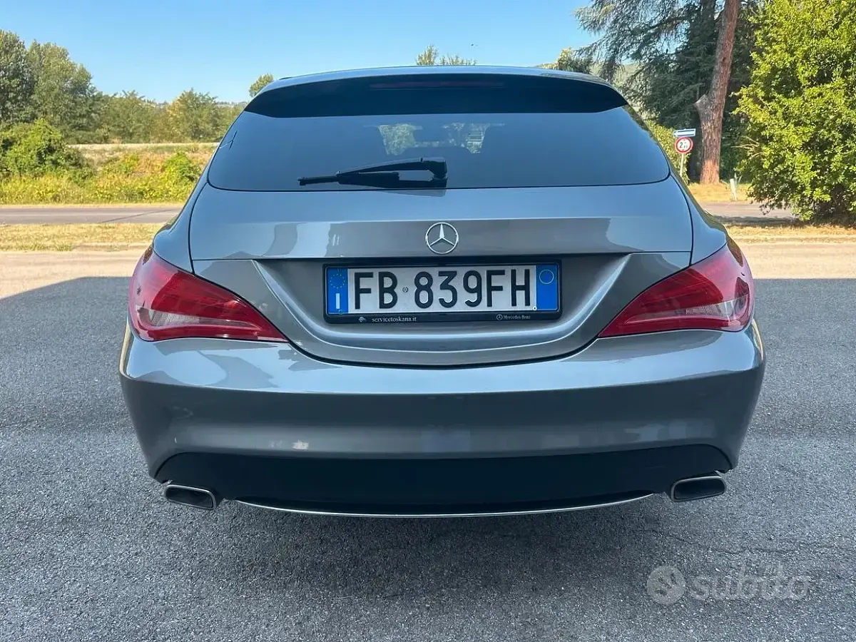 Usata Mercedes CLA180 Premium 109 CV (80 kW) 2016 Grigio Coupé
