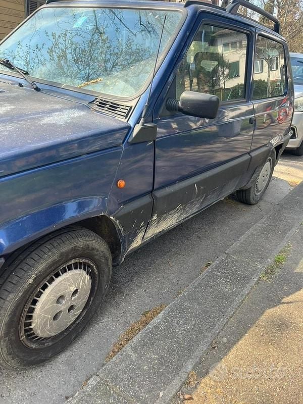 Usata Fiat Panda 54 CV (39 kW) 2000 Blu Berlina