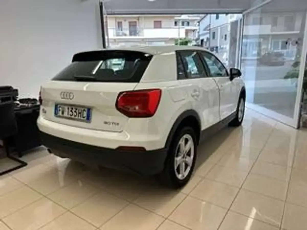 Usata Audi Q2 116 CV (85 kW) 2019 Bianco SUV
