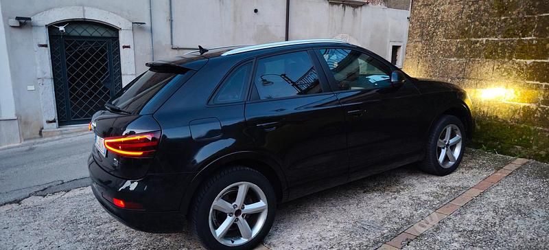 Usata Audi Q3 163 CV (119 kW) 2012 Nero SUV