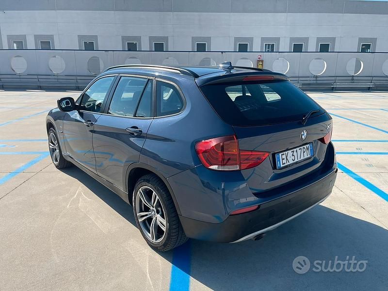Usata BMW X1 143 CV (105 kW) 2011 SUV