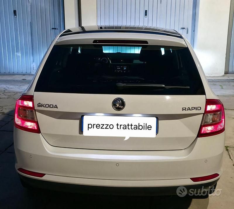 Usata Skoda Rapid 90 CV (66 kW) 2017 Bianco Utilitaria