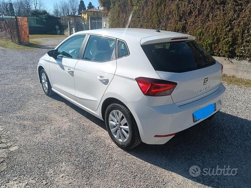 Usata Seat Ibiza 75 CV (55 kW) 2018 Bianco Utilitaria
