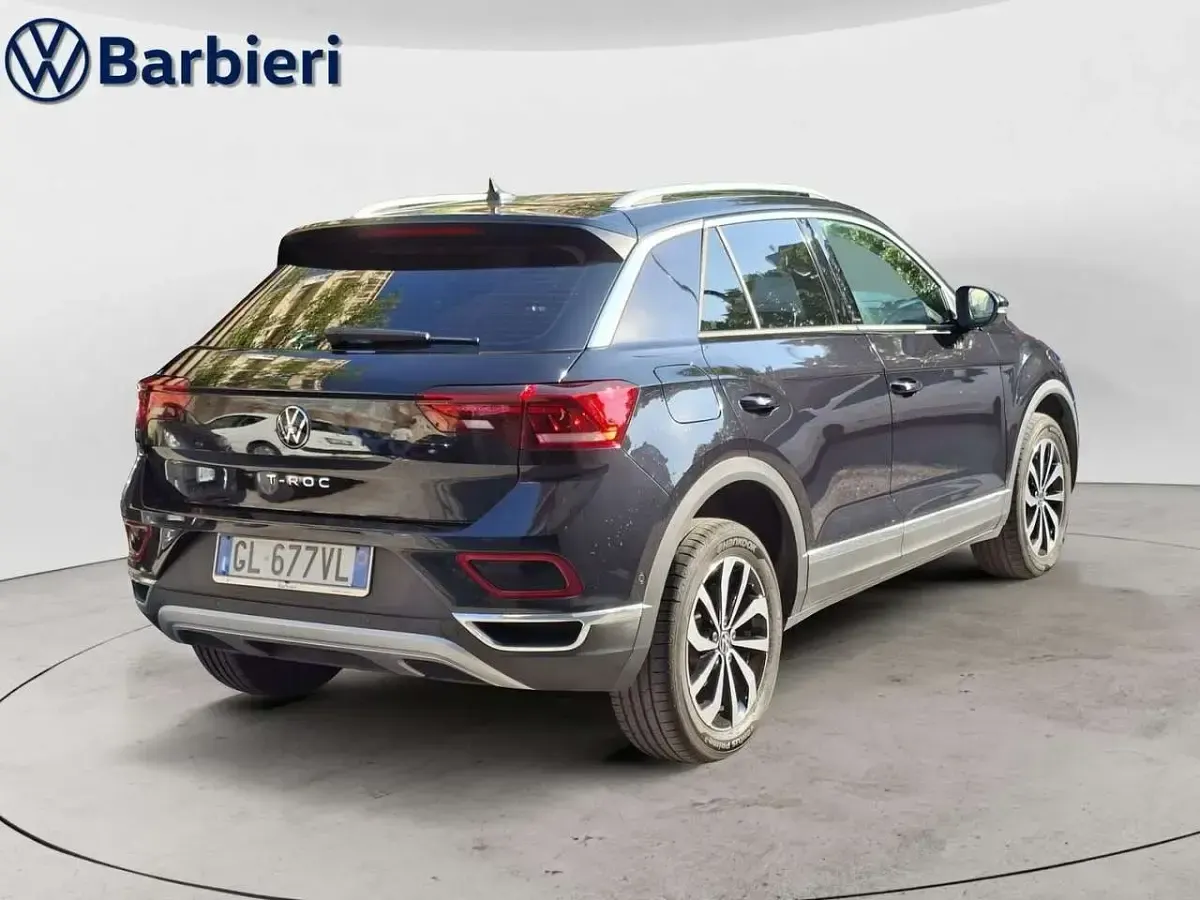 Usata VW T-Roc Style 110 CV (80 kW) 2023 Nero SUV