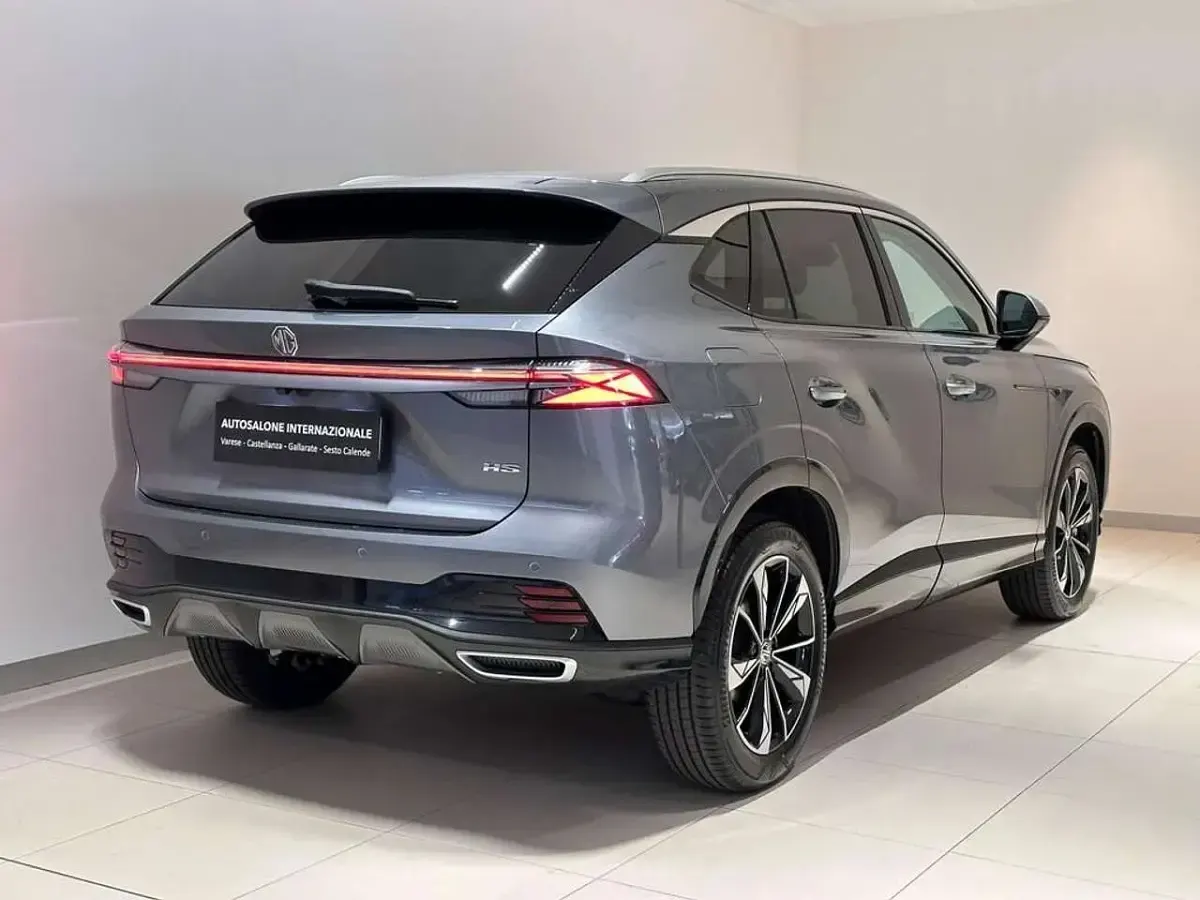 Usata MG HS Luxury 170 CV (125 kW) 2024 Hampstead grey SUV