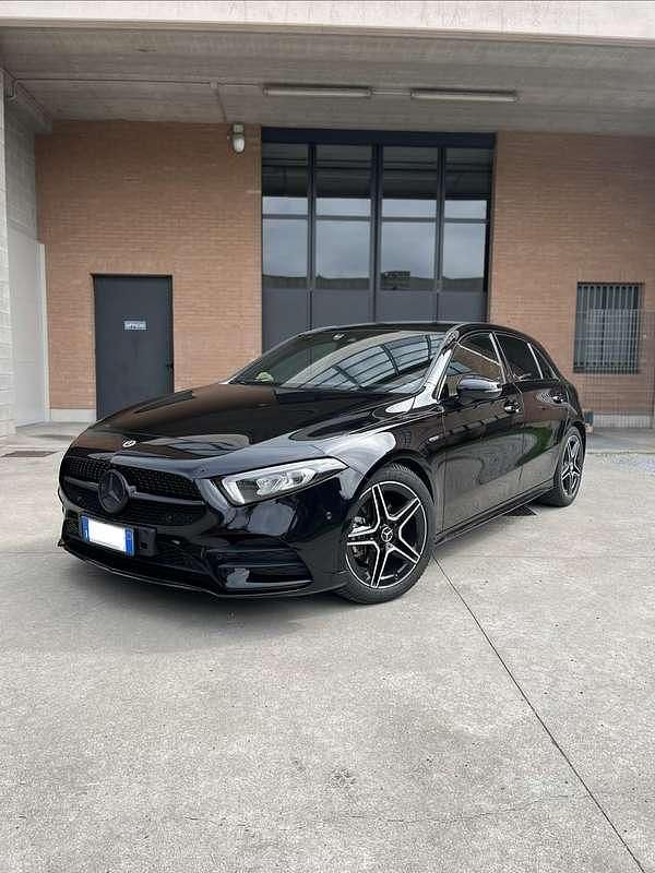 Usata Mercedes A200 Premium 163 CV (119 kW) 2022 Berlina