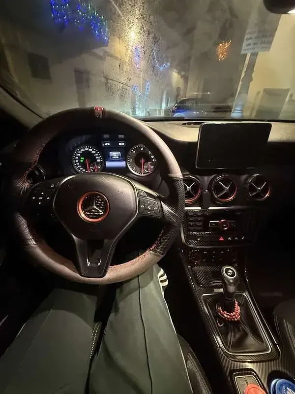 Usata Mercedes A200 Edition 136 CV (100 kW) 2015 Utilitaria