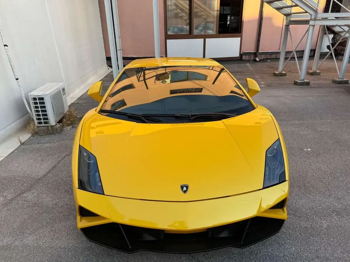 Usata Lamborghini Gallardo 560 CV (411 kW) 2010 Giallo Coupé