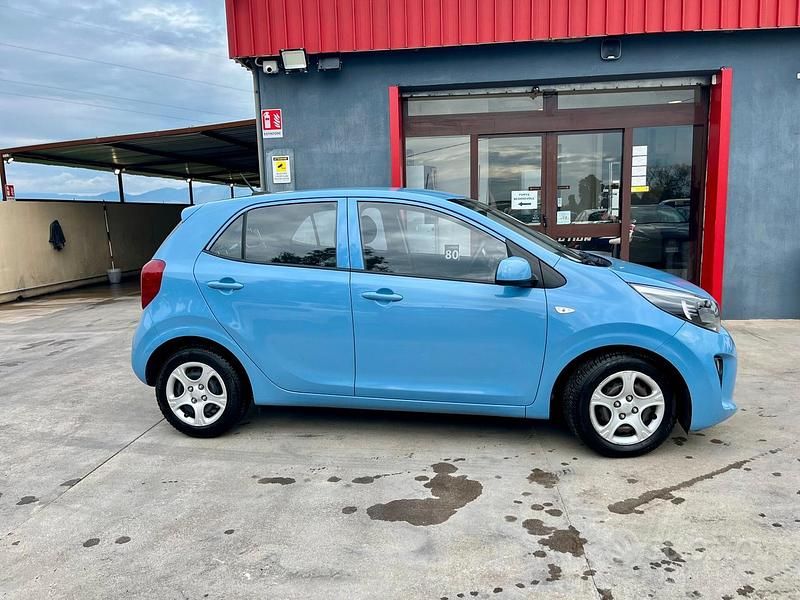 Usata Kia Picanto Style 67 CV (49 kW) 2022 Blu/azzurro Utilitaria