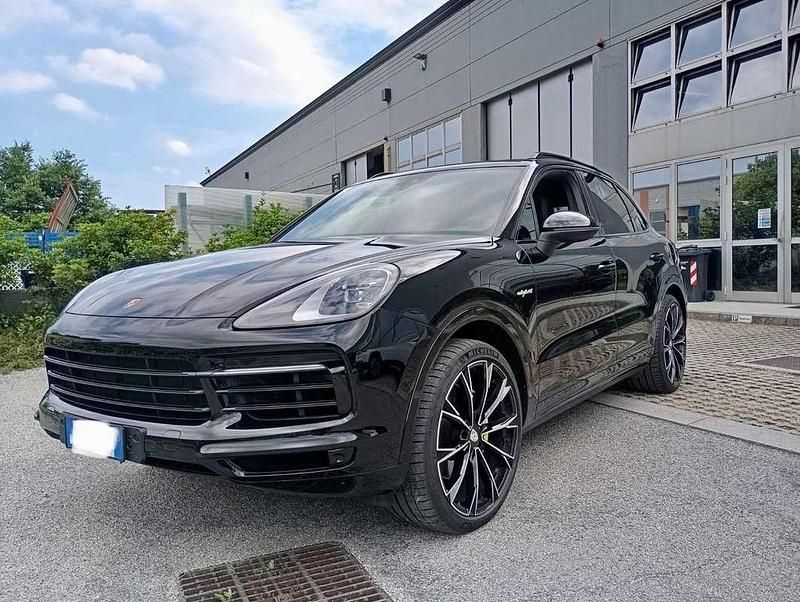 Usata Porsche Cayenne 340 CV (250 kW) 2021 Nero SUV