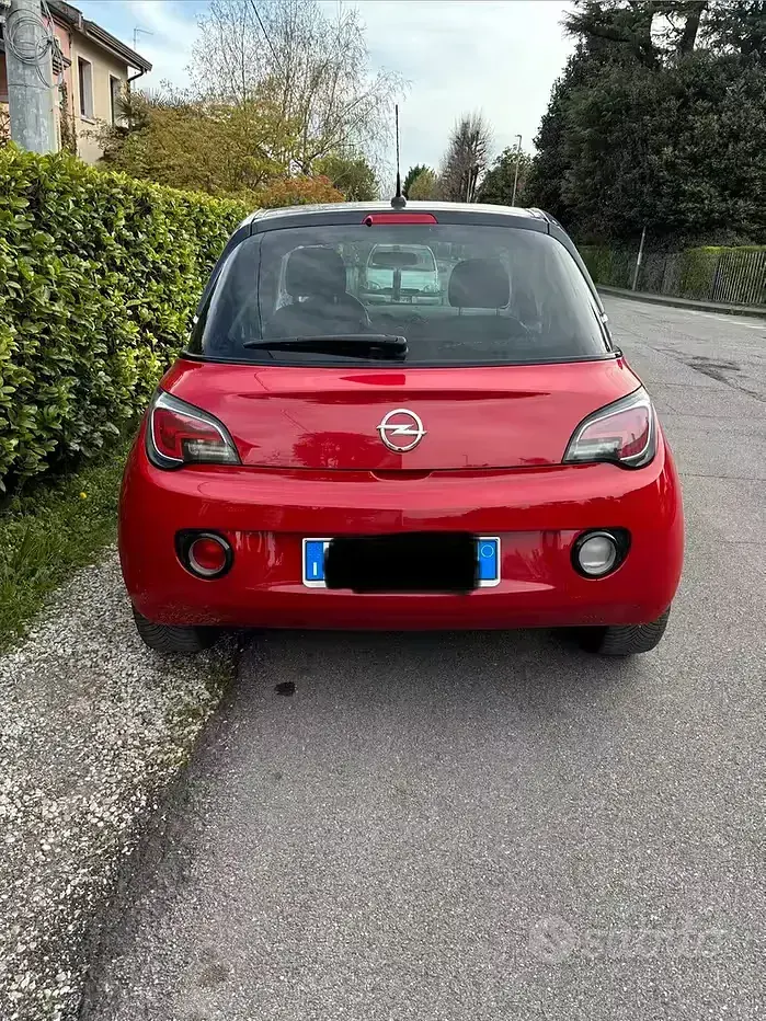 Usata Opel Adam Slam 69 CV (50 kW) 2013 Rosso Utilitaria