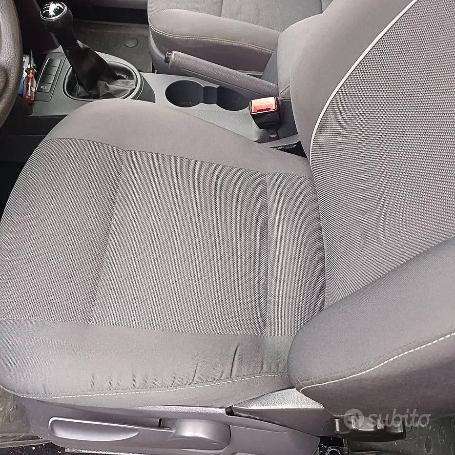 Usata VW Caddy 105 CV (77 kW) 2011 Monovolume