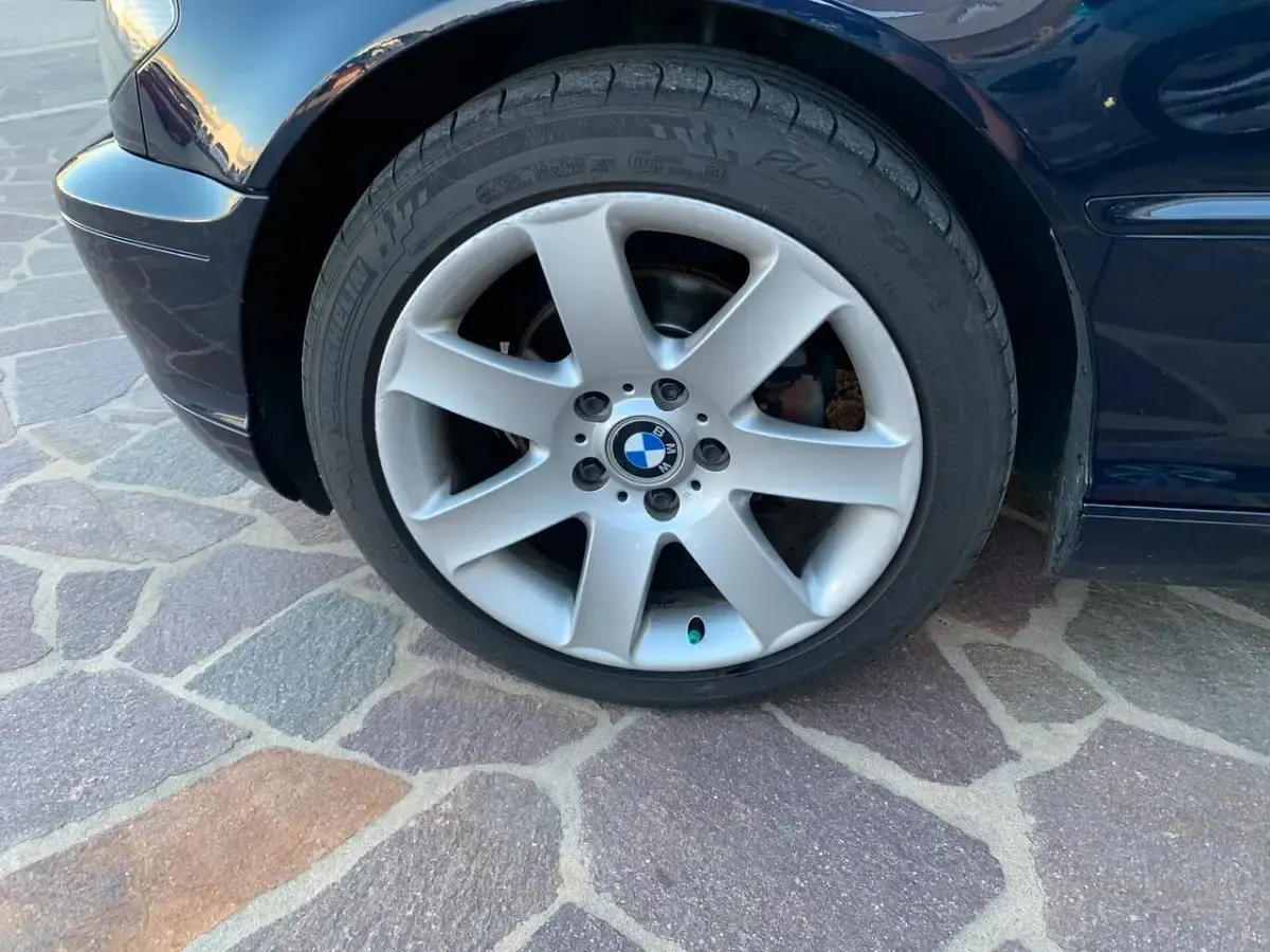 Usata BMW 320 142 CV (104 kW) 2003 Blu Cabrio