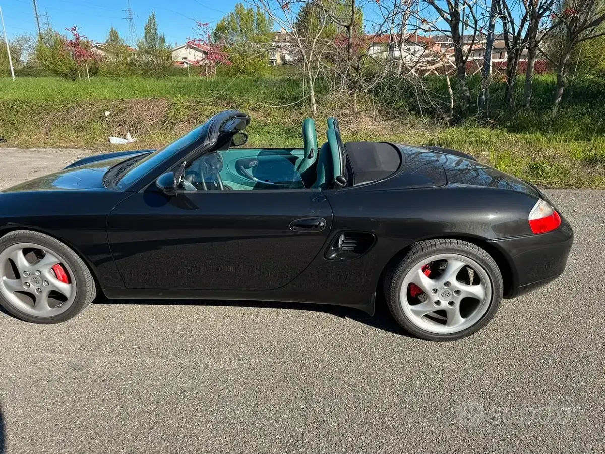 Usata Porsche Boxster 252 CV (185 kW) 2000 Nero Cabrio