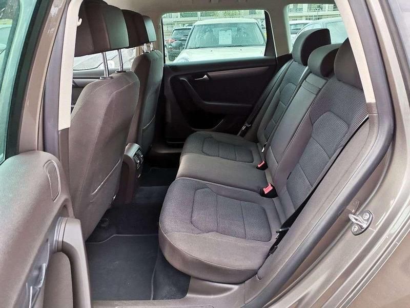 Usata VW Passat Comfortline 150 CV (110 kW) 2011 Grigio Station wagon