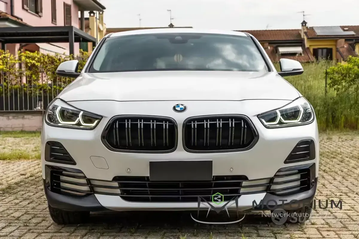 Begagnad BMW X2 Comfort Edition 178 HK (130 kW) 2022 Vit SUV