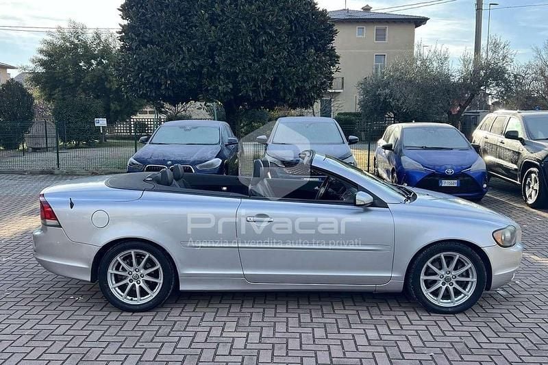 Usata Volvo C70 Momentum 170 CV (125 kW) 2006 Grigio Cabrio