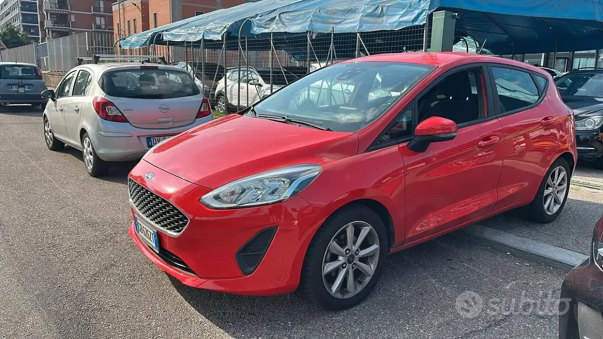 Usata Ford Fiesta Titanium 75 CV (55 kW) 2020 Rosso Utilitaria