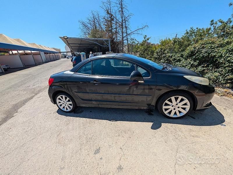 Usata Peugeot 207 CC 120 CV (88 kW) 2008 Nero Cabrio