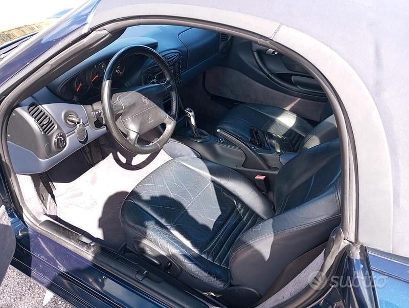 Usata Porsche Boxster 220 CV (161 kW) 2000 Blu Cabrio