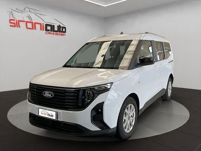 Usata Ford Tourneo Courier Titanium 124 CV (91 kW) 2025 Bianco Monovolume