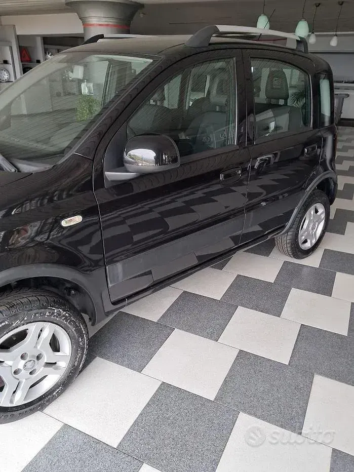 Usata Fiat Panda 75 CV (55 kW) 2011 Utilitaria