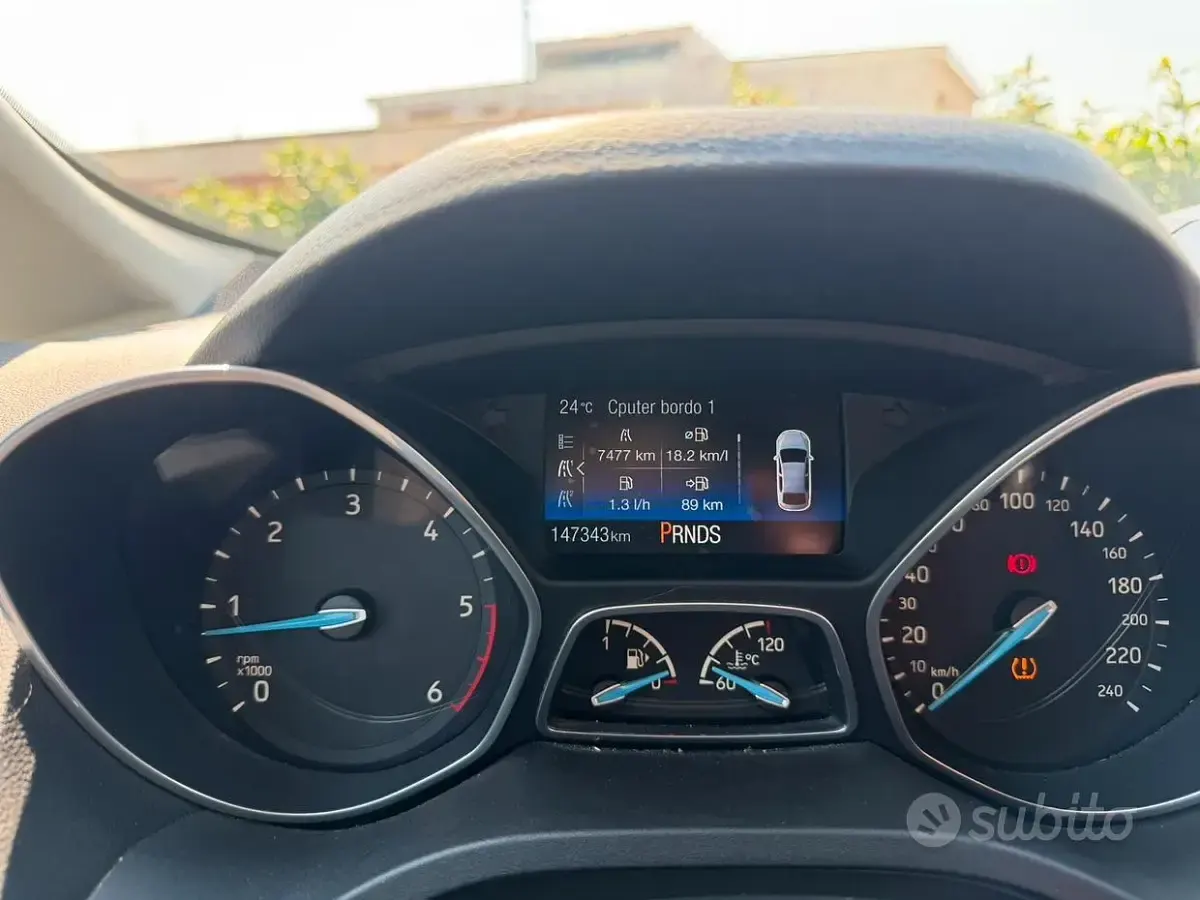 Usata Ford C-MAX 120 CV (88 kW) 2017 Grigio Monovolume
