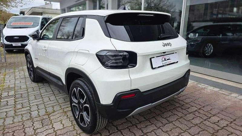 Nuova Jeep Avenger Summit 101 CV (74 kW) 2025 Snow white SUV