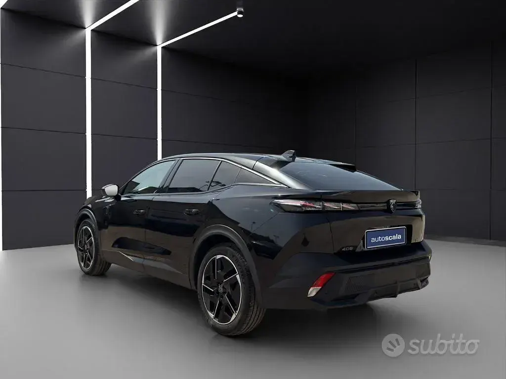 Usata Peugeot 408 GT 136 CV (100 kW) 2024 Nero SUV