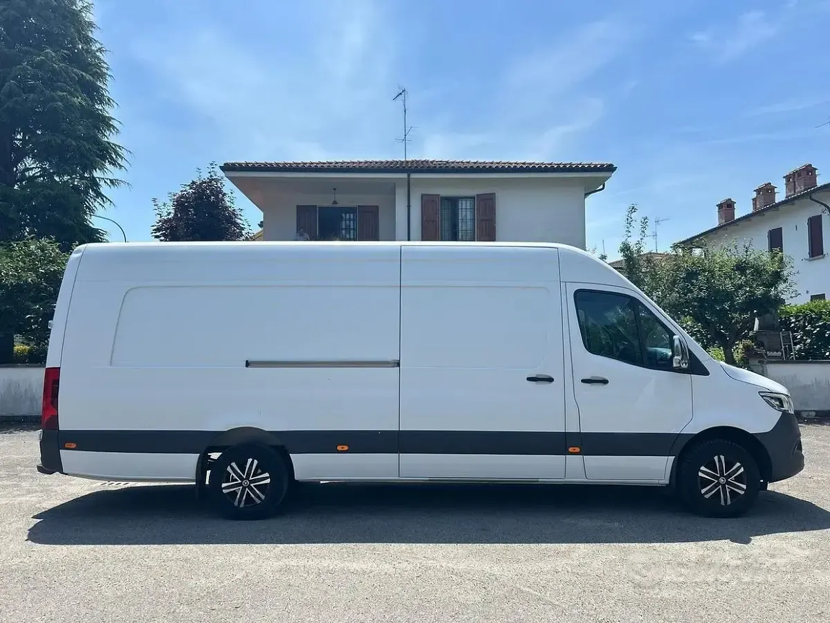 Usata Mercedes Sprinter 170 CV (125 kW) 2021 Bianco Furgone