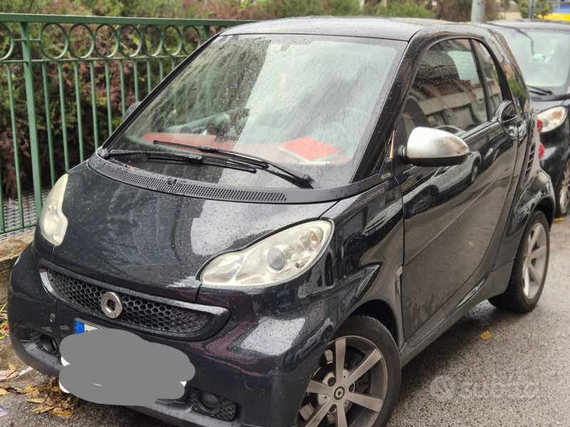 Usata Smart ForTwo Coupé 71 CV (52 kW) 2010 Utilitaria