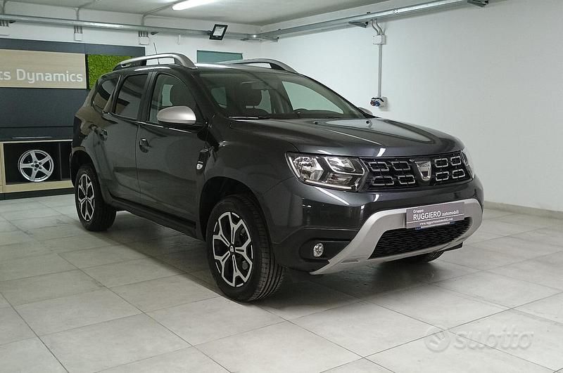 Usata Dacia Duster Prestige 100 CV (73 kW) 2020 Grigio SUV
