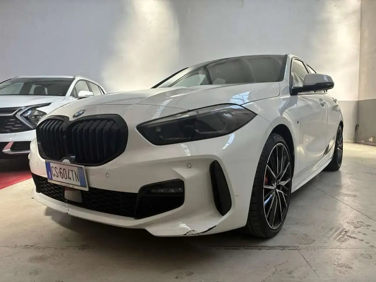 Usata BMW 118 M Sport 150 CV (110 kW) 2024 Bianco Utilitaria