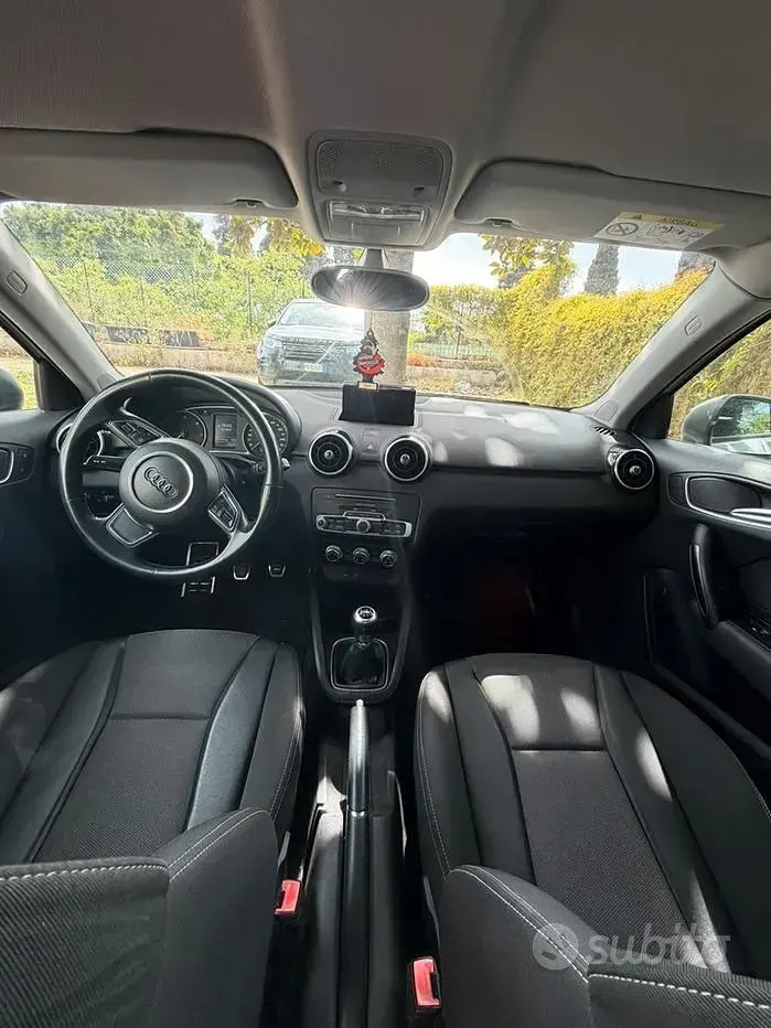 Usata Audi A1 Sportback 90 CV (66 kW) 2015 Bianco Utilitaria