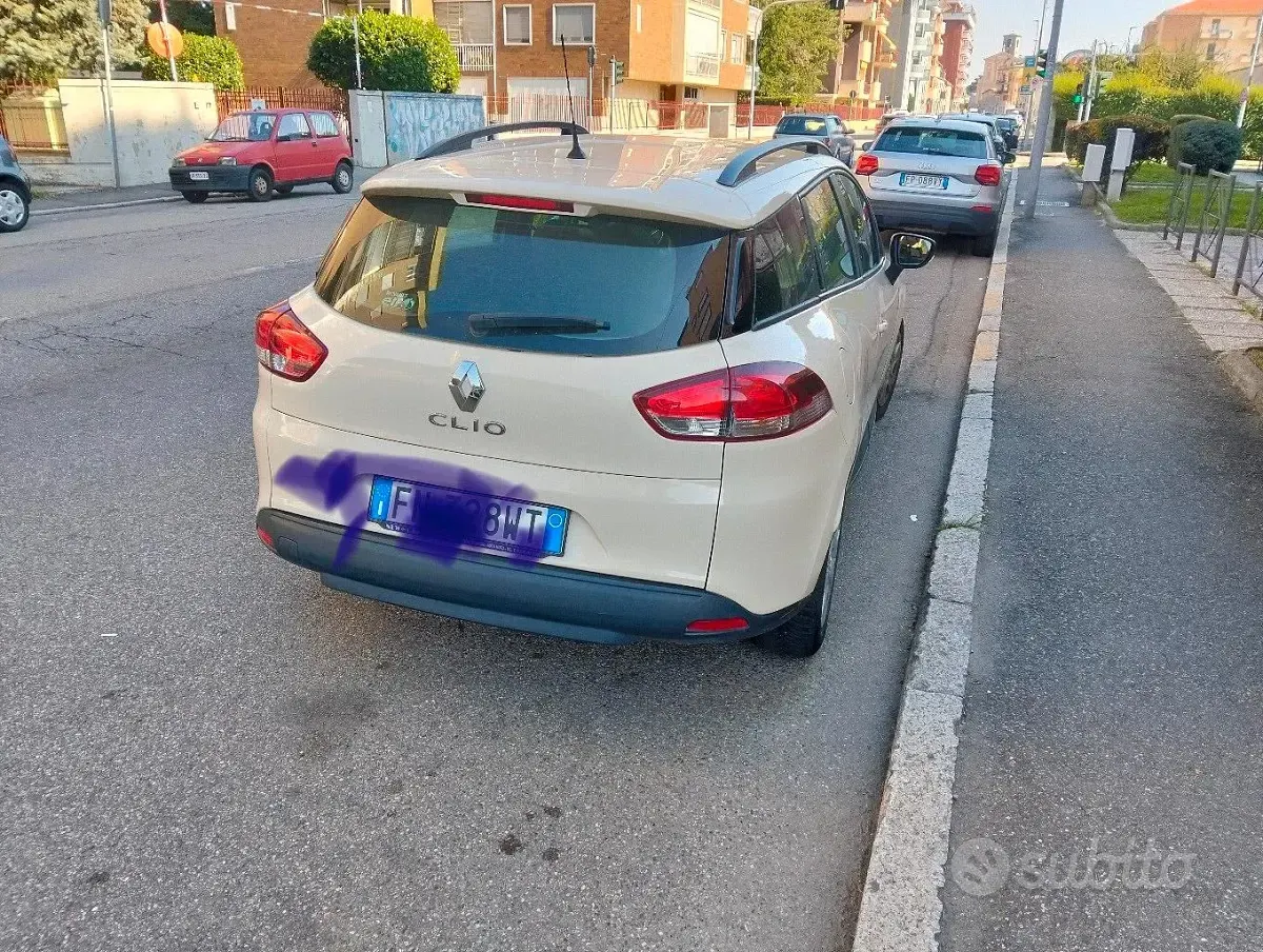 Usata Renault Clio 78 CV (57 kW) 2018 Station wagon
