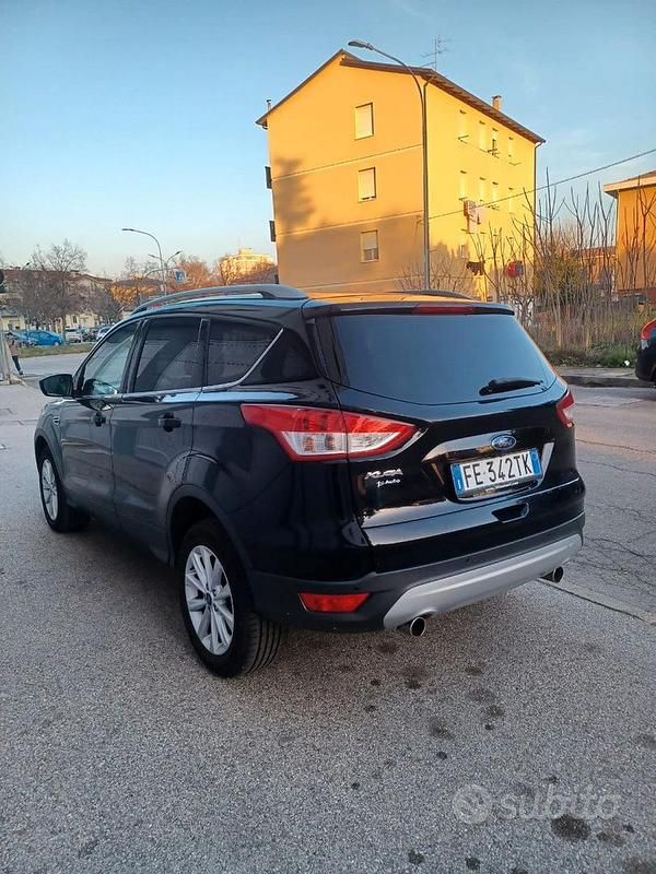 Usata Ford Kuga 115 CV (84 kW) 2016 Nero SUV