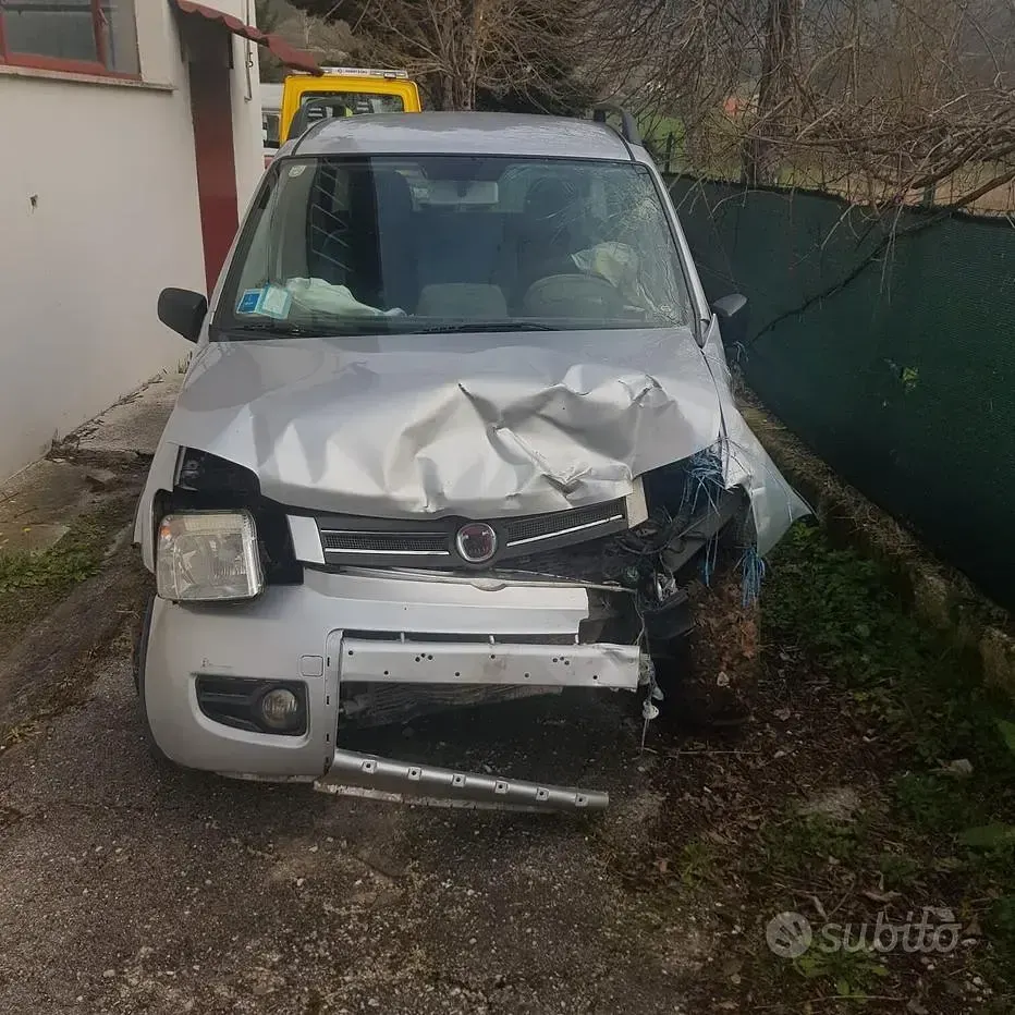 Usata Fiat Panda Climbing 60 CV (44 kW) 2009 Grigio Utilitaria