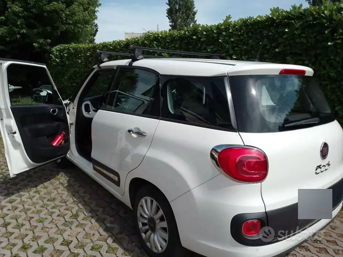 Usata Fiat 500 Living 120 CV (88 kW) 2016 Bianco Monovolume