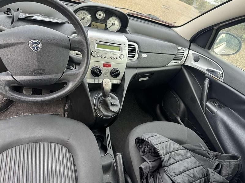 Usata Lancia Ypsilon 75 CV (55 kW) 2011 Other Utilitaria