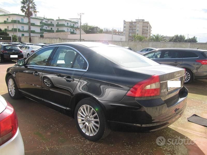 Usata Volvo S80 Kinetic 163 CV (119 kW) 2009 Blu Berlina