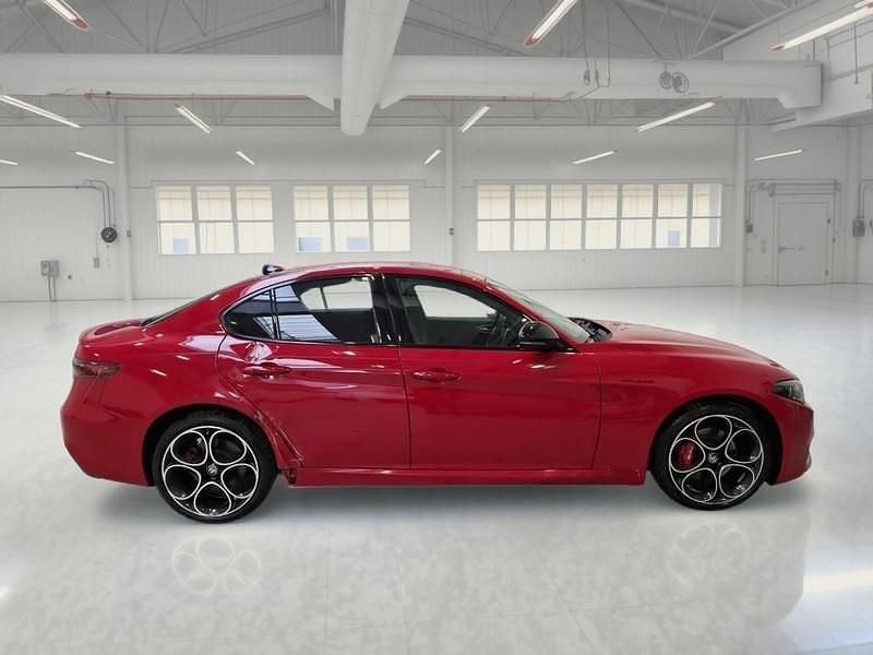 Usata Alfa Romeo Giulia Veloce 211 CV (155 kW) 2024 Rosso Berlina