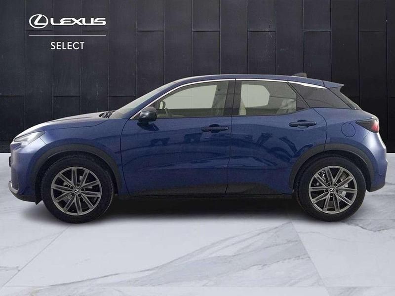 Usata Lexus LBX 91 CV (66 kW) 2024 Blu/azzurro SUV