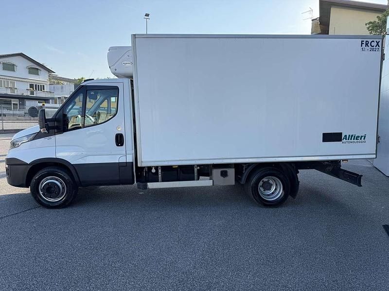Usata Iveco Daily 150 CV (110 kW) 2019 Bianco Furgone