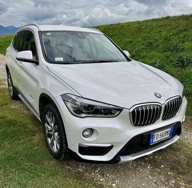Usata BMW X1 xLine 190 CV (139 kW) 2016 Bianco SUV