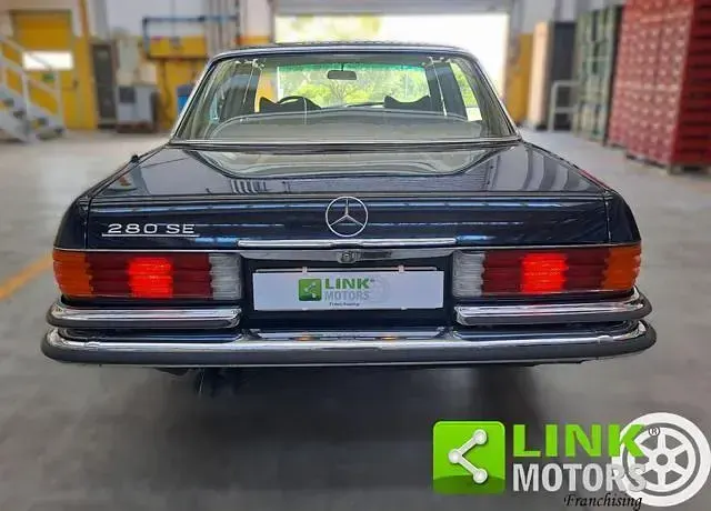 Usata Mercedes 280 SE 184 CV (135 kW) 1976 Nero Berlina