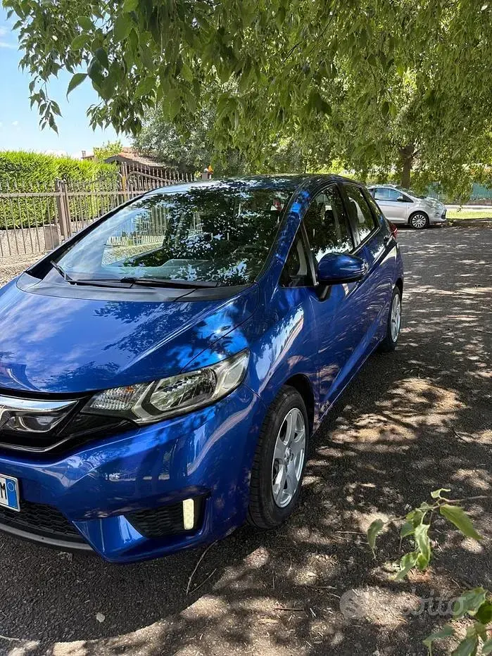 Usata Honda Jazz 102 CV (75 kW) 2016 Bluazzurro Utilitaria