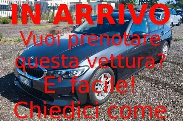 Usata BMW 320e Advantage 190 CV (139 kW) 2022 Grigio Berlina