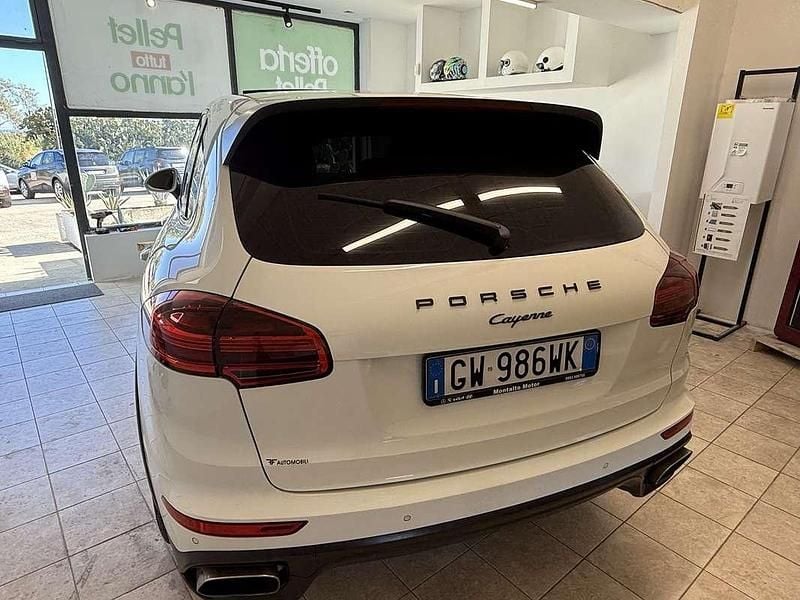 Usata Porsche Cayenne 250 CV (183 kW) 2015 SUV