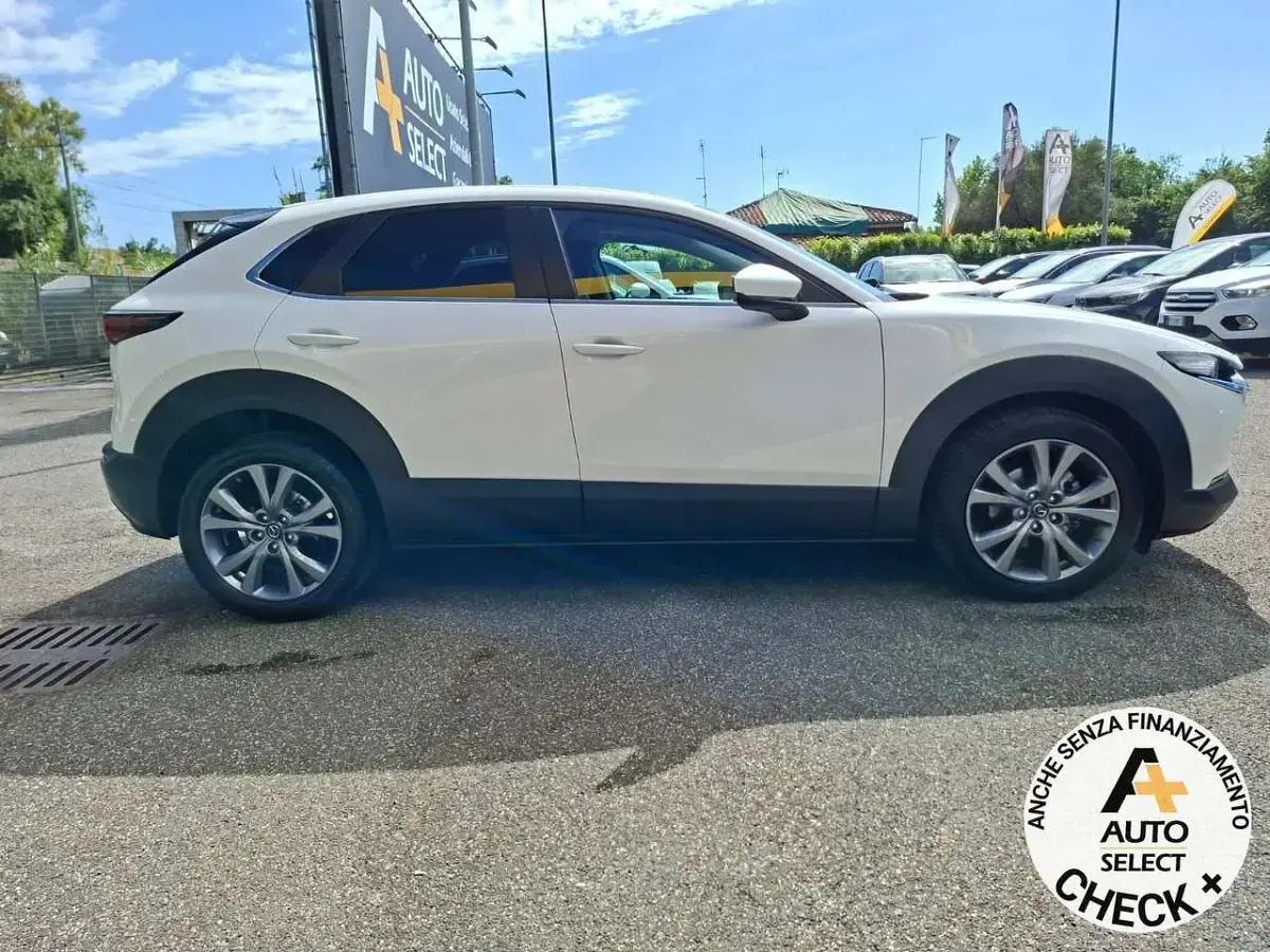 Usata Mazda CX-30 186 CV (136 kW) 2023 Bianco SUV