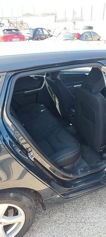 Usata Volvo V60 2015 Grigio Station wagon